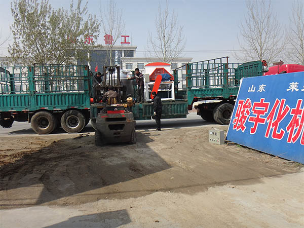 臥式砂磨機發往聊（liáo）城（chéng）客戶